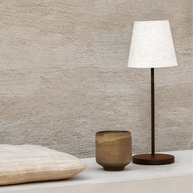 Bezprzewodowa lampka stołowa z abażurem zewnętrzna